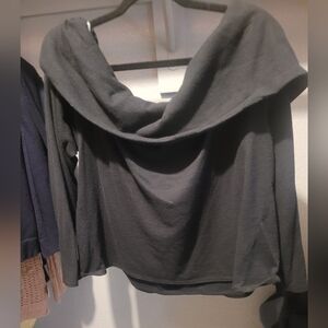 FOREVER 21 Brand: Plus Size 2X Black Long Sleeve Top